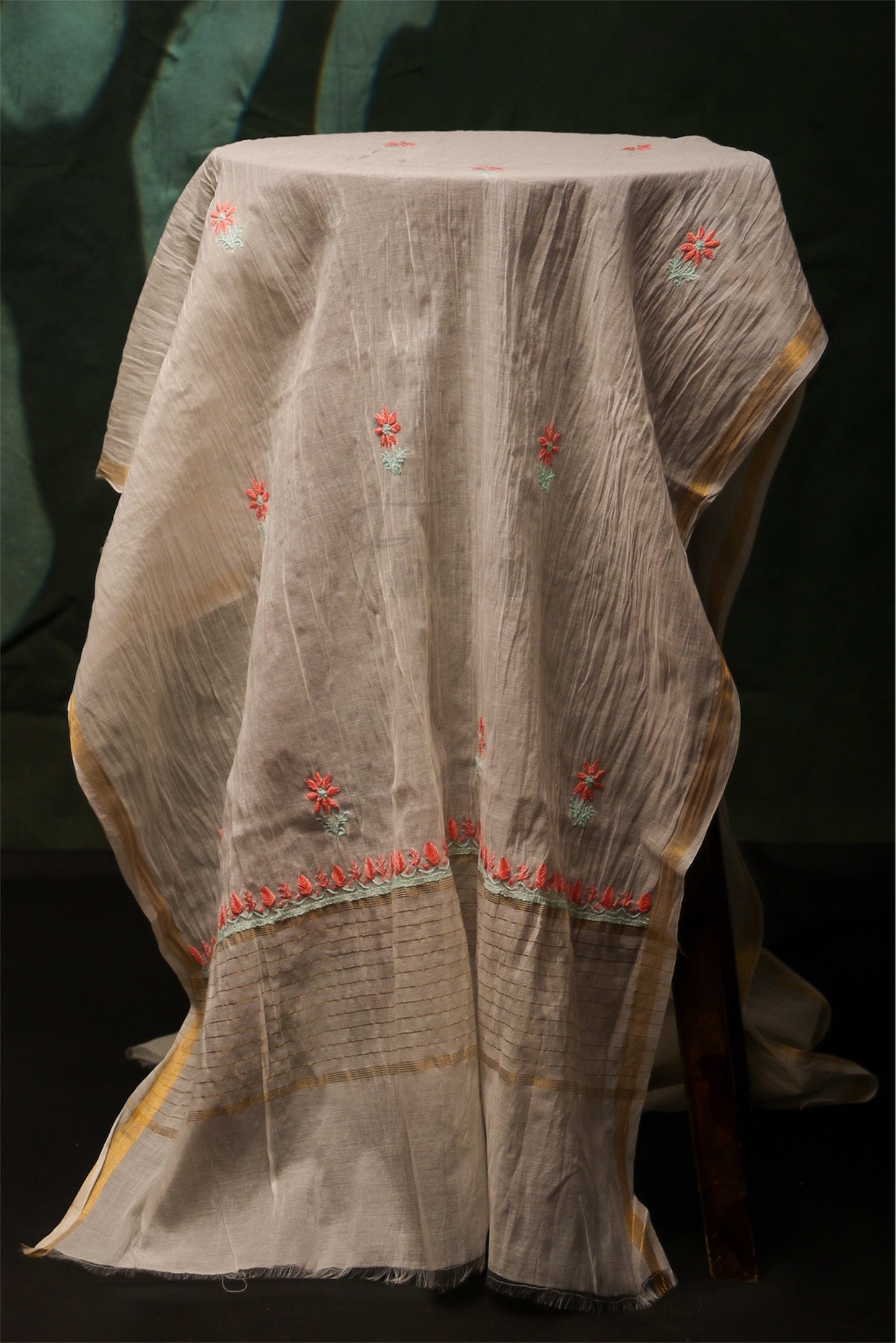 Zunaira Mul Chanderi – Unstitched White & Pastel Chikankari Kurta Dupatta Set