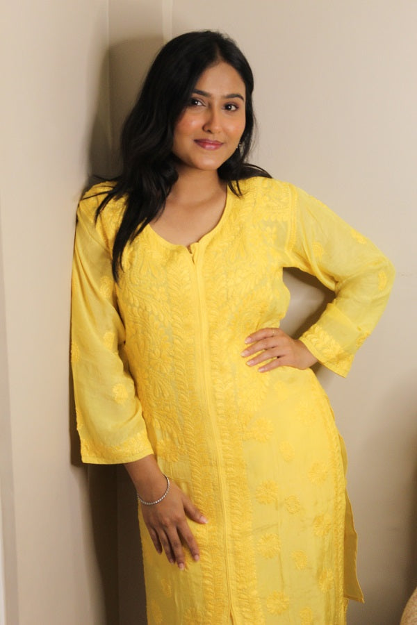 Izma Muslin Chikankari Straight Kurta