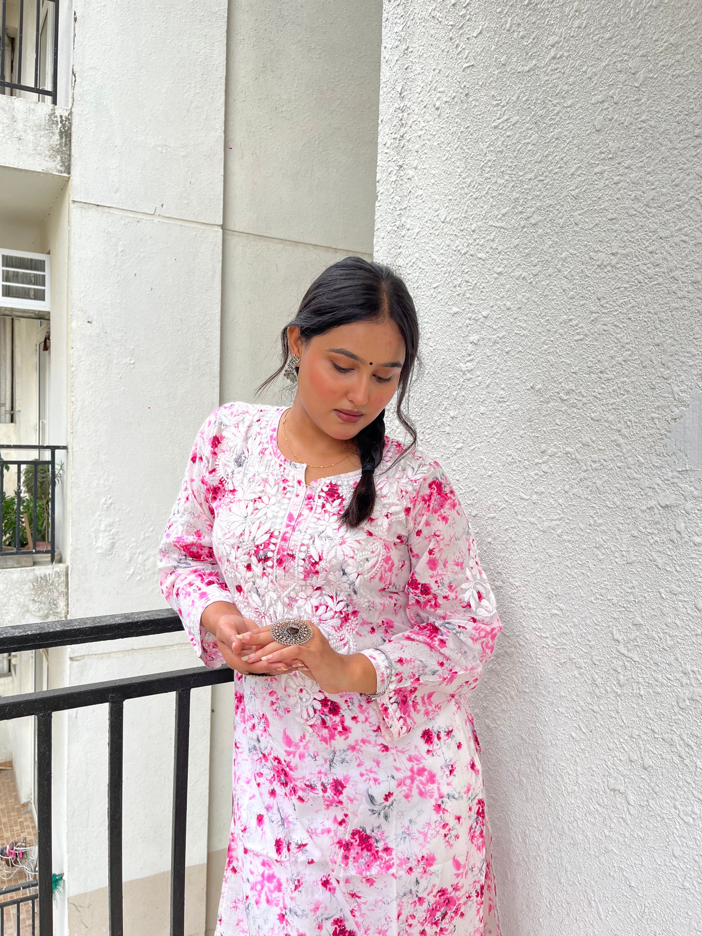 Suhana Chikankari Mulmul Print Kurti(Dark Pink)