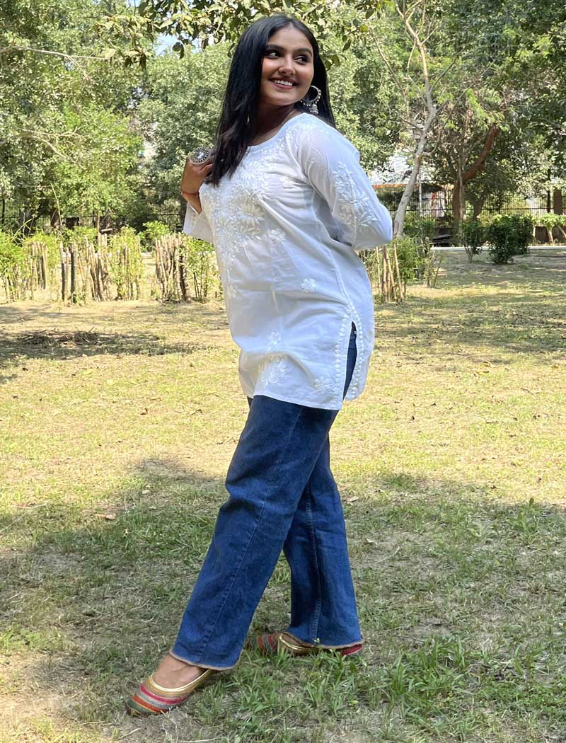 Sahiba Chikankari Mul Cotton Kurti