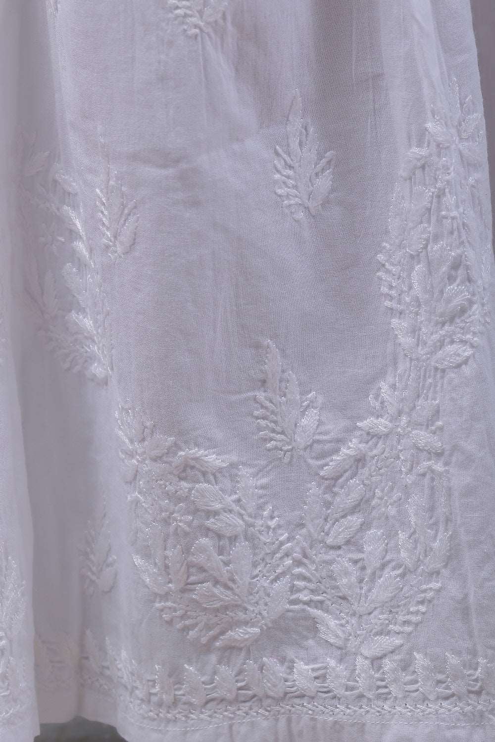 Traditional Mulmul Chikankari Gharara