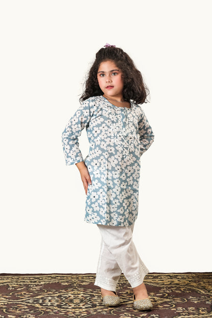 Little Noor – Grey Mulmul Chikankari Kidswear Set - Famous Chikankari