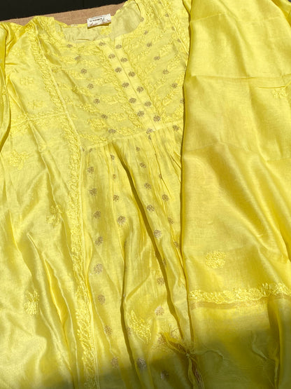 Sunehri – Mul Chanderi Yellow Handcrafted Chikankari Gown Set - Famous Chikankari