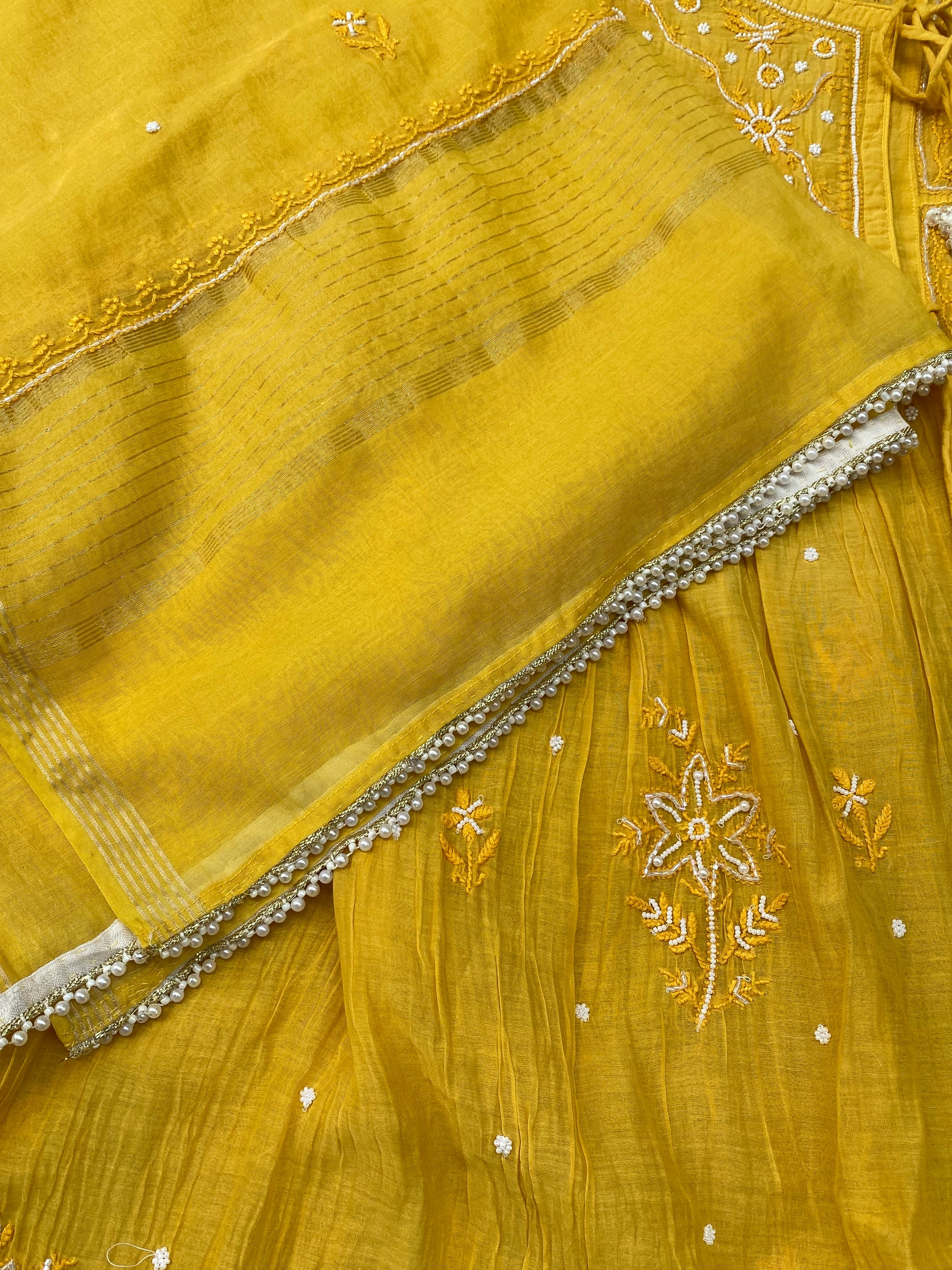 Mahnoor (ماہ نور) Chikankari Semi-Stitched Angarkha With Dupatta - Famous Chikankari