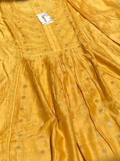 Sunehri – Mul Chanderi Mustard Handcrafted Chikankari Gown Set - Famous Chikankari