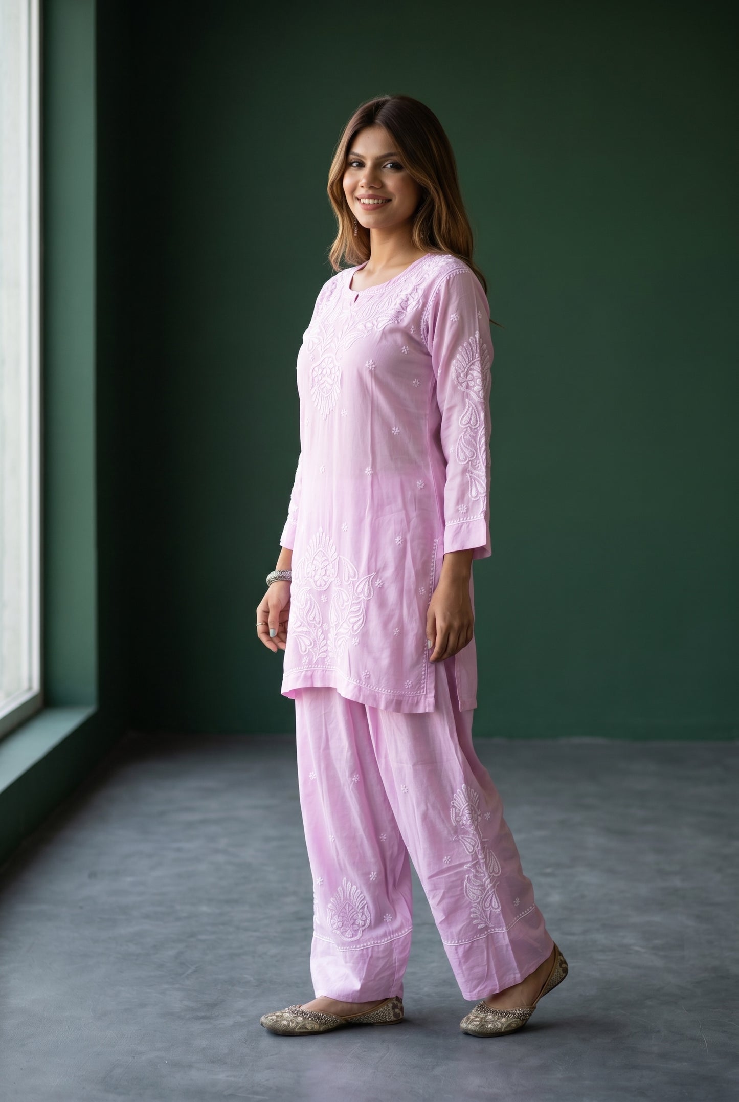 Gulnaar Grace – Chikankari Farshi Co-Ord Set - Famous Chikankari