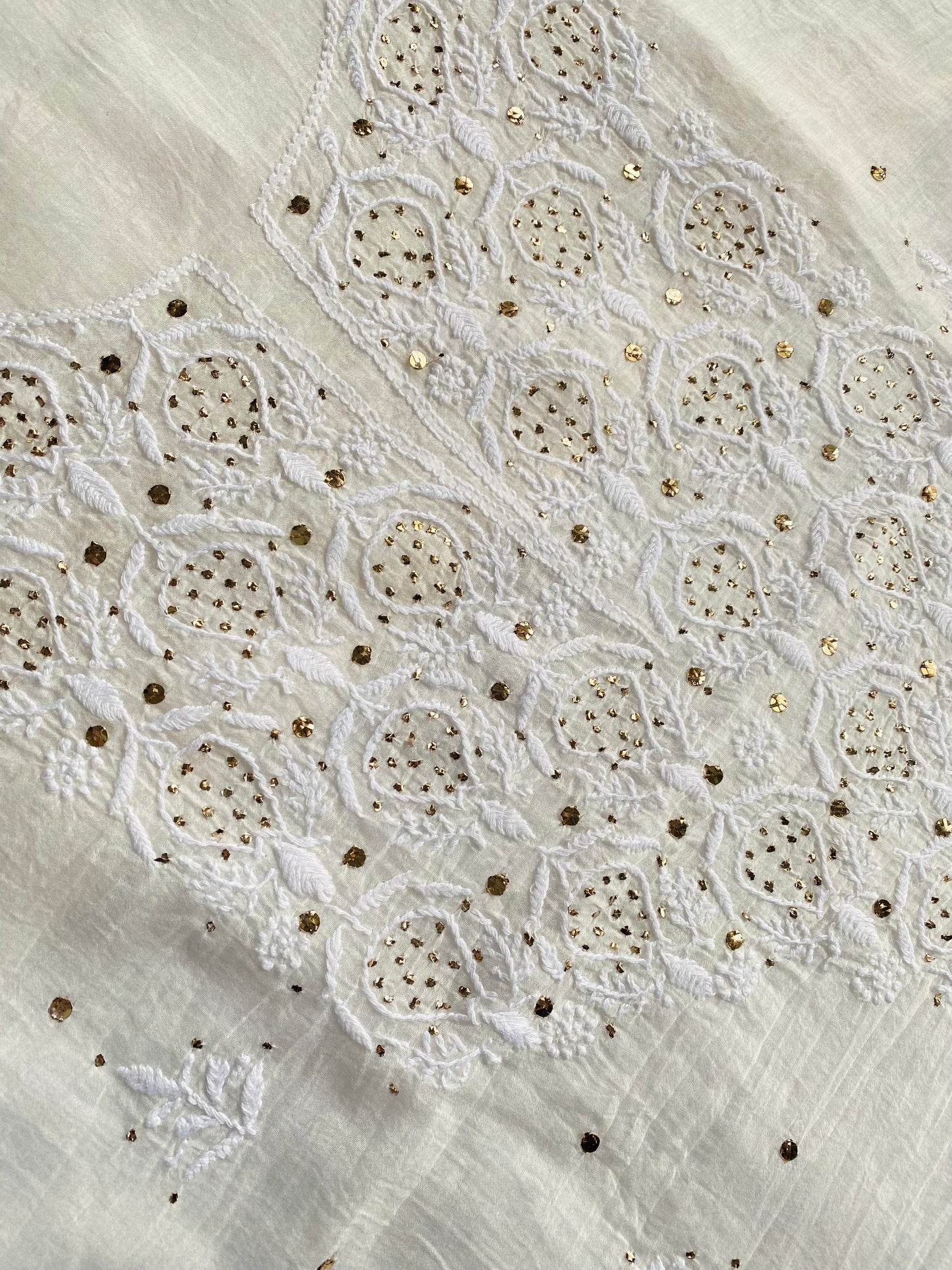 Noor-e-Mulmul Butter Cream Chikankari Unstiched Set