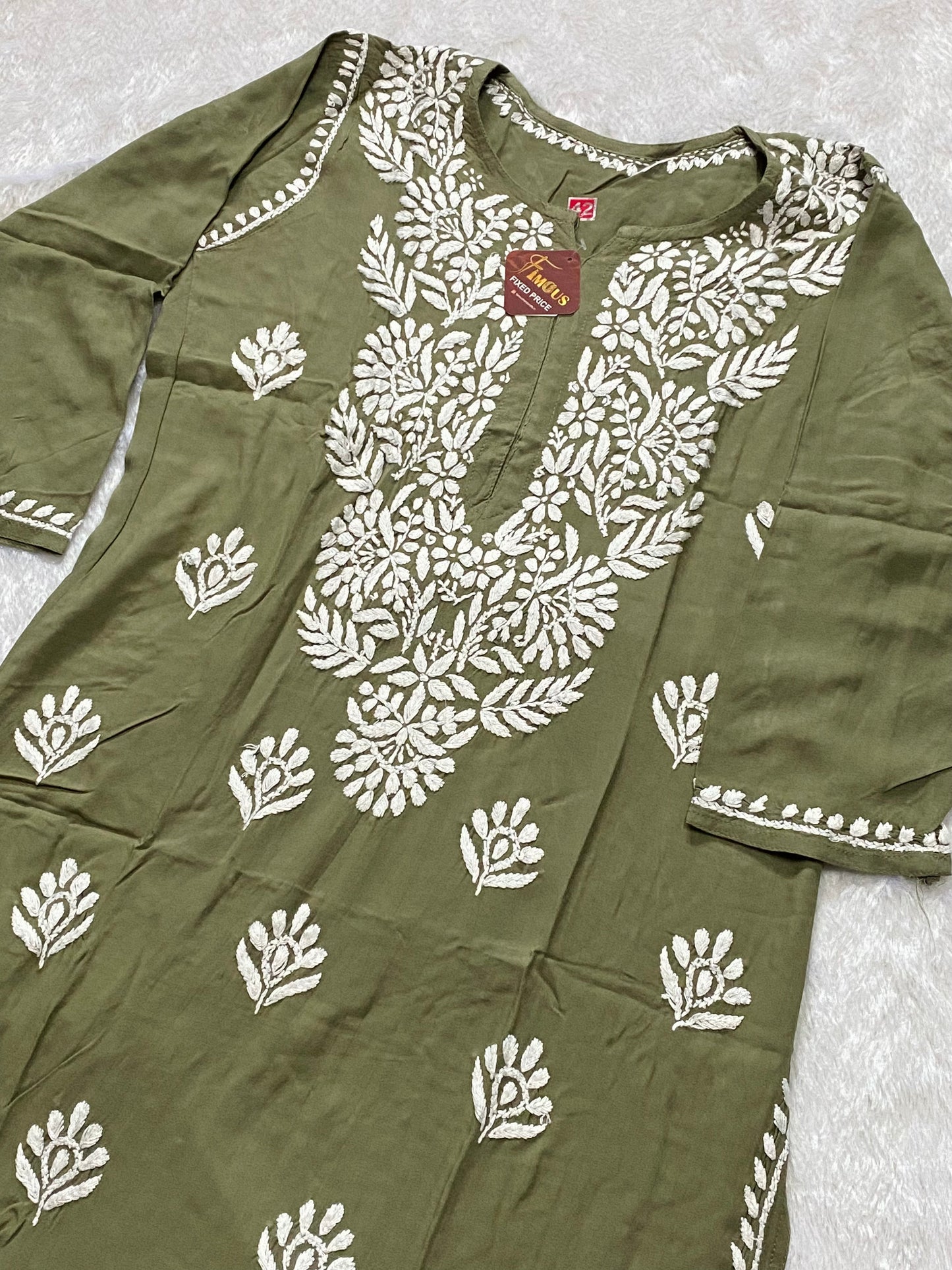 Gulraiz Grace Rayon Chikankari Kurta