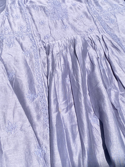 Sunehri – Mul Chanderi Grey Handcrafted Chikankari Gown Set - Famous Chikankari