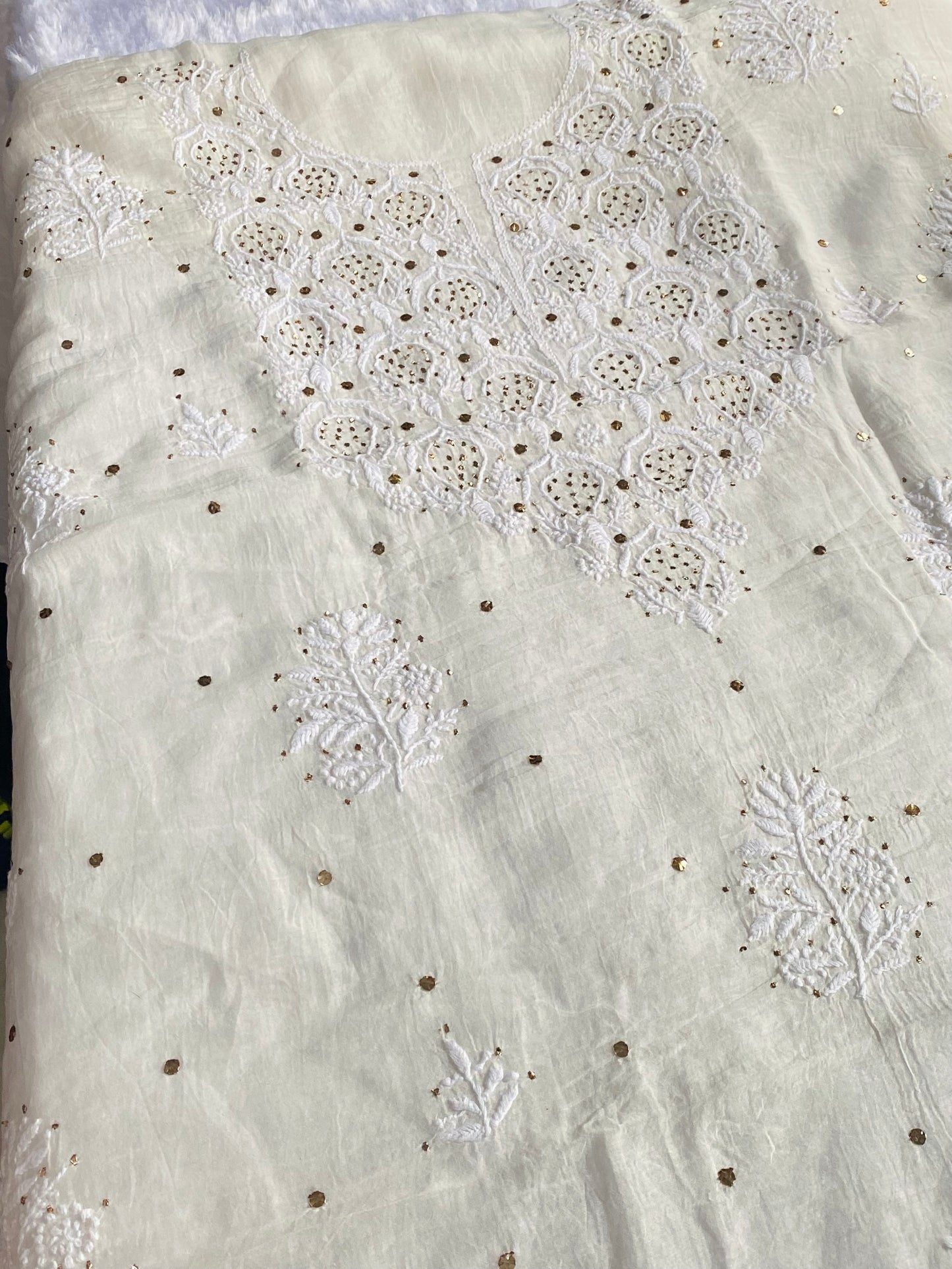 Noor-e-Mulmul Butter Cream Chikankari Unstiched Set
