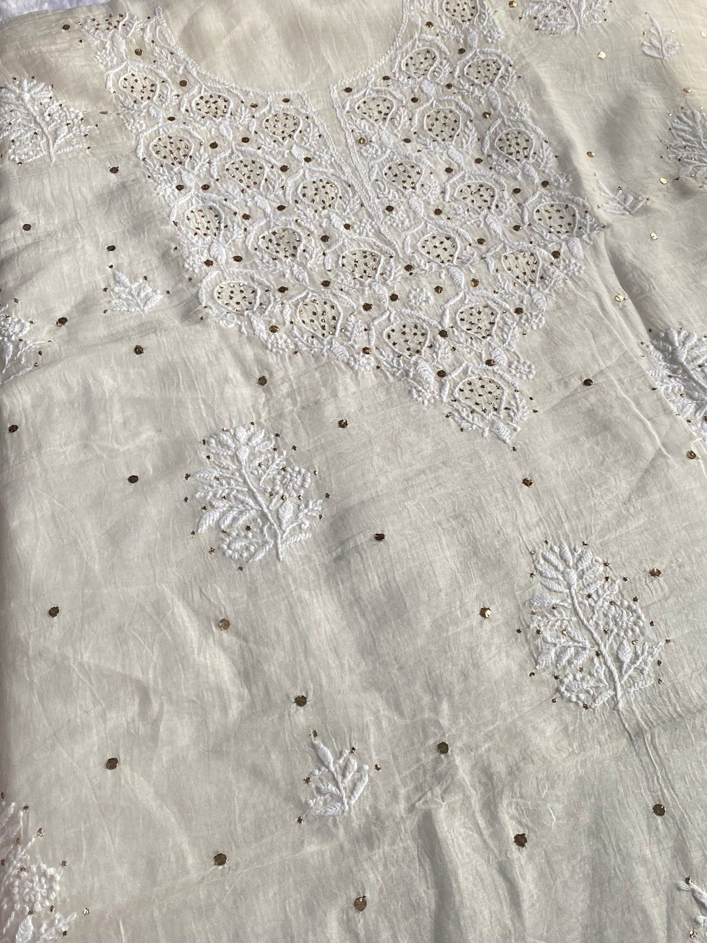 Noor-e-Mulmul Butter Cream Chikankari Unstiched Set