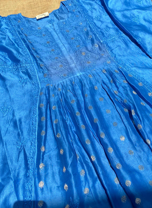 Sunehri – Mul Chanderi Blue Handcrafted Chikankari Gown Set