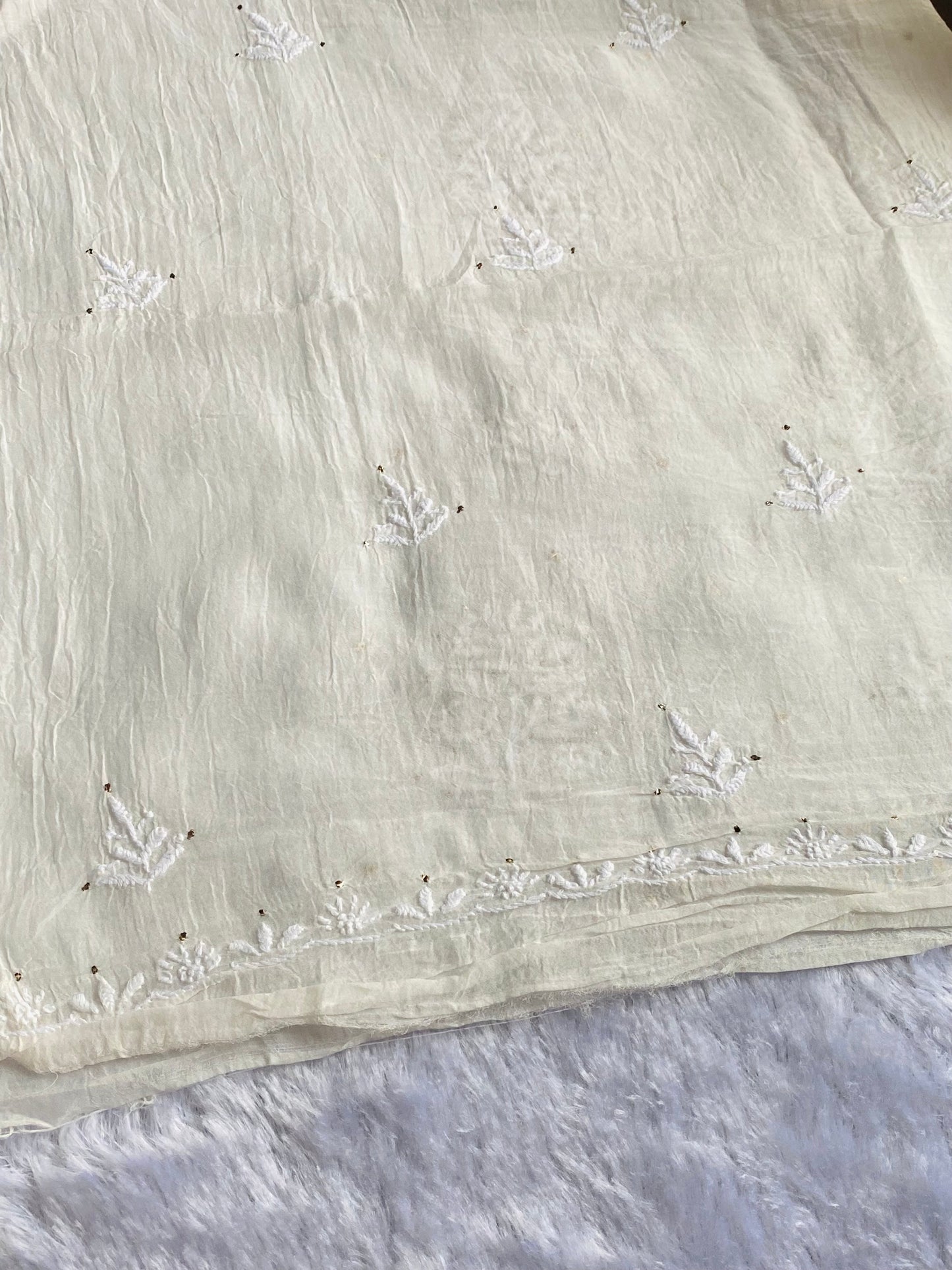 Noor-e-Mulmul Butter Cream Chikankari Unstiched Set