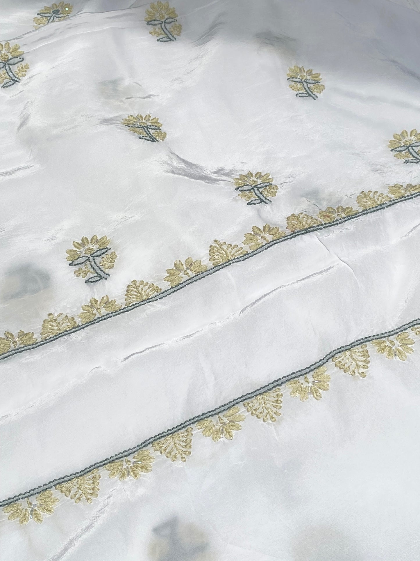 Meher Noor Crepe Chikankari Zardozi Unstiched Kurta Dupatta Set
