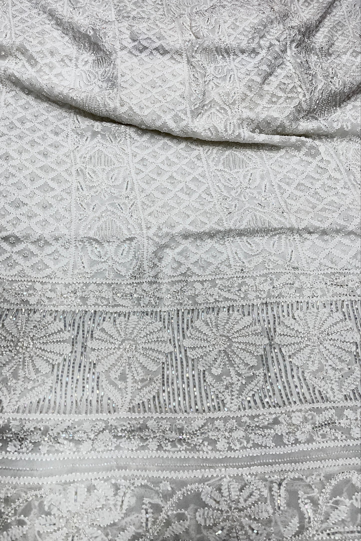 Roshan-e-Noor White Chikankari Unstitched Set - Famous Chikankari