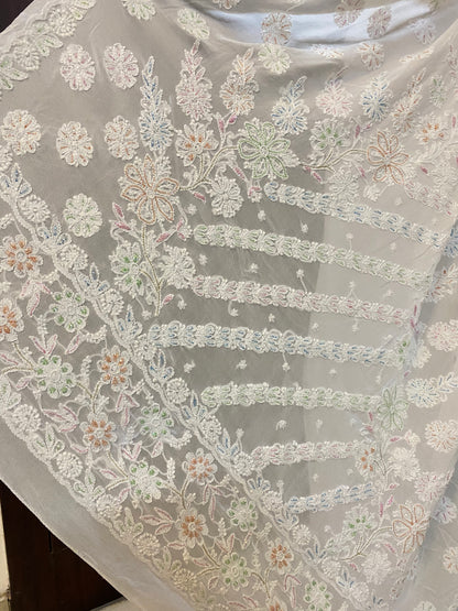 Noor-e-Safa – White Chikankari Saree in Viscose Georgette - Famous Chikankari