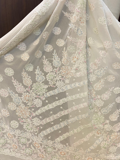 Noor-e-Safa – White Chikankari Saree in Viscose Georgette - Famous Chikankari
