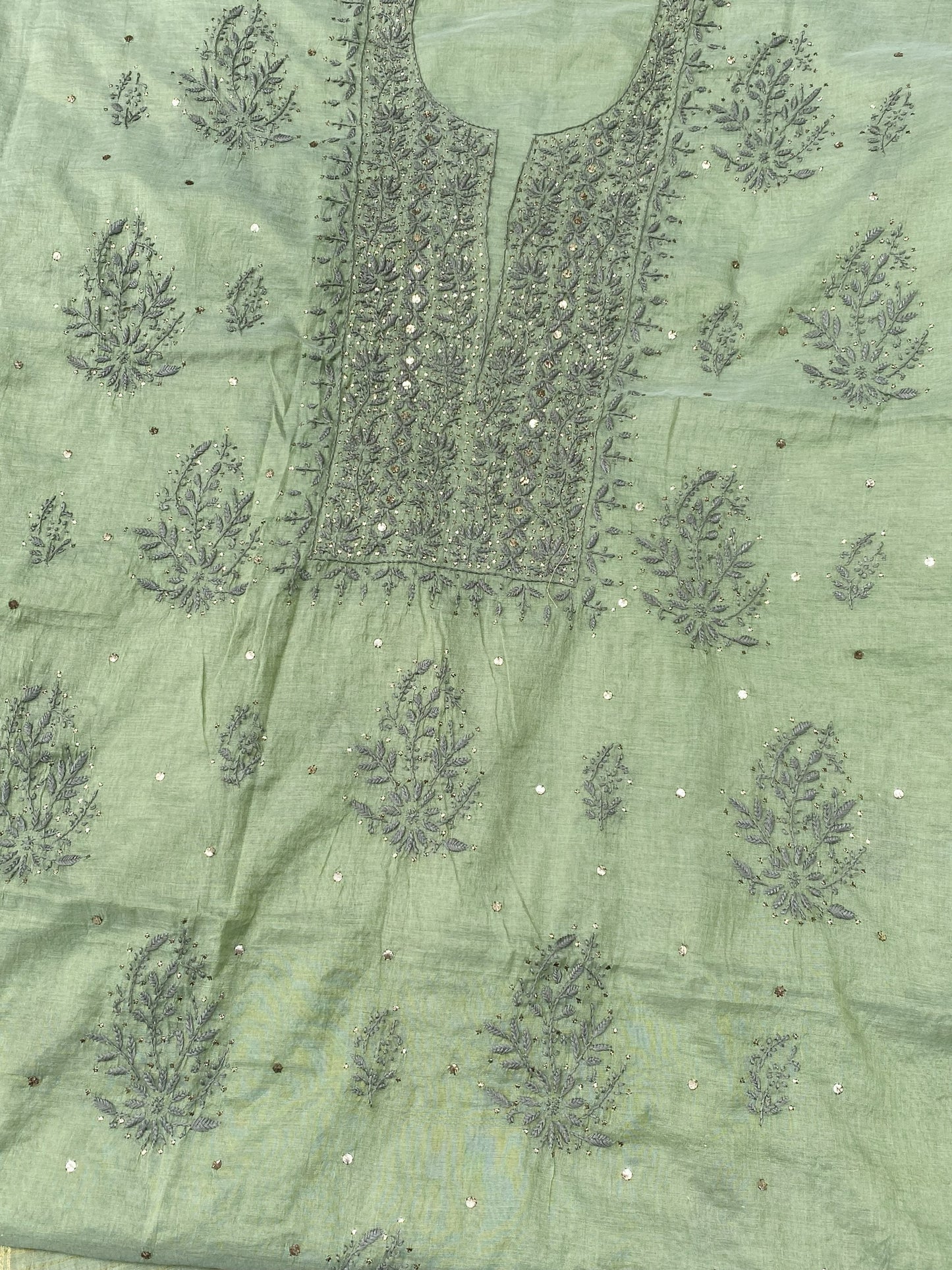 Noor-e-Mulmul Mint Green Chikankari Unstiched Set