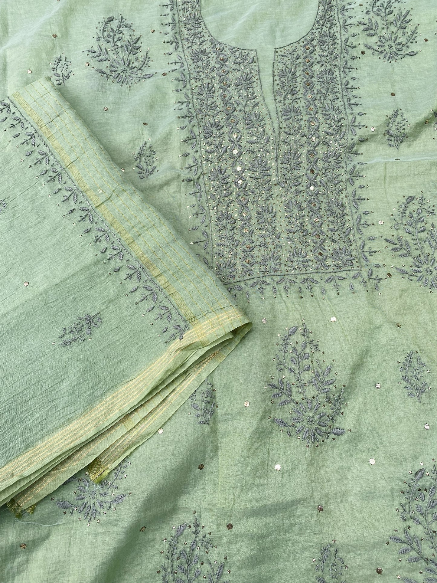 Noor-e-Mulmul Mint Green Chikankari Unstiched Set