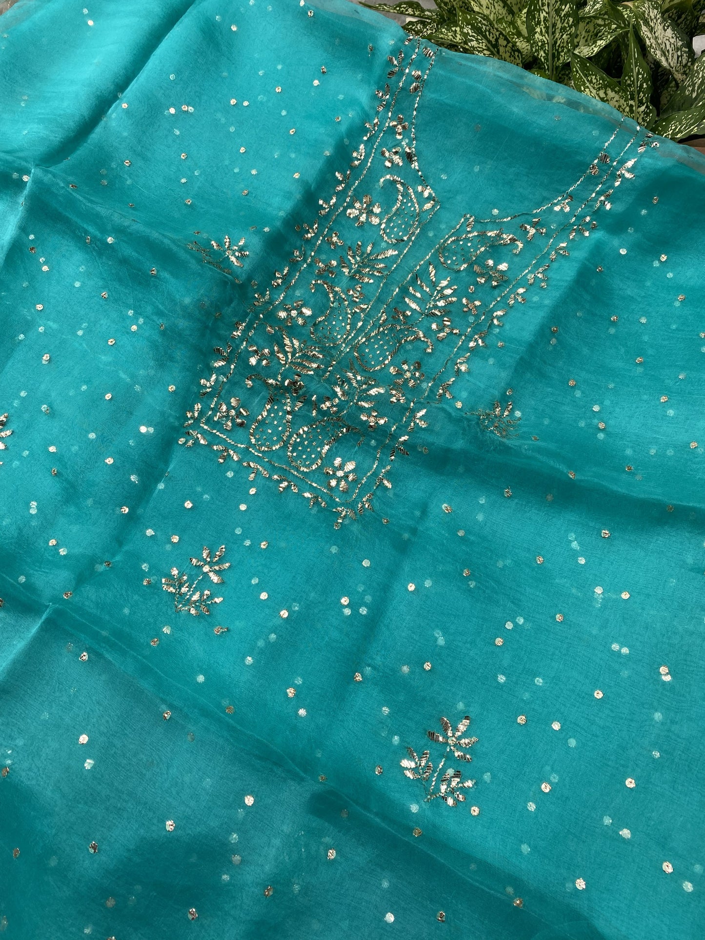 Zarqa-e-Noor – Pure Organza Handcrafted Mukaish Unstitched Suit