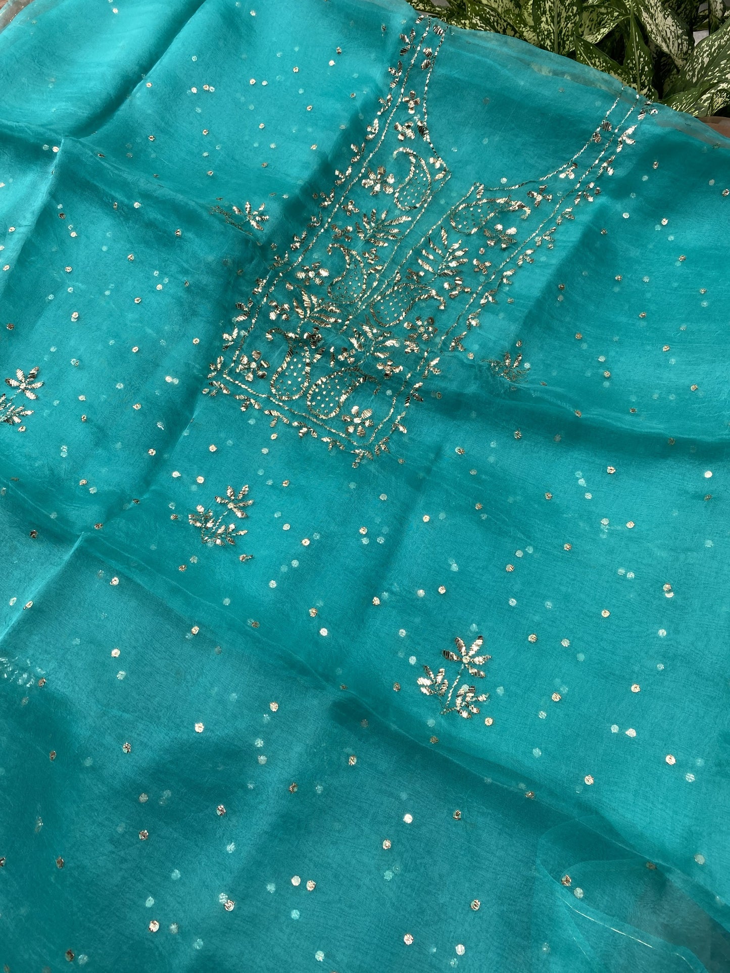 Zarqa-e-Noor – Pure Organza Handcrafted Mukaish Unstitched Suit