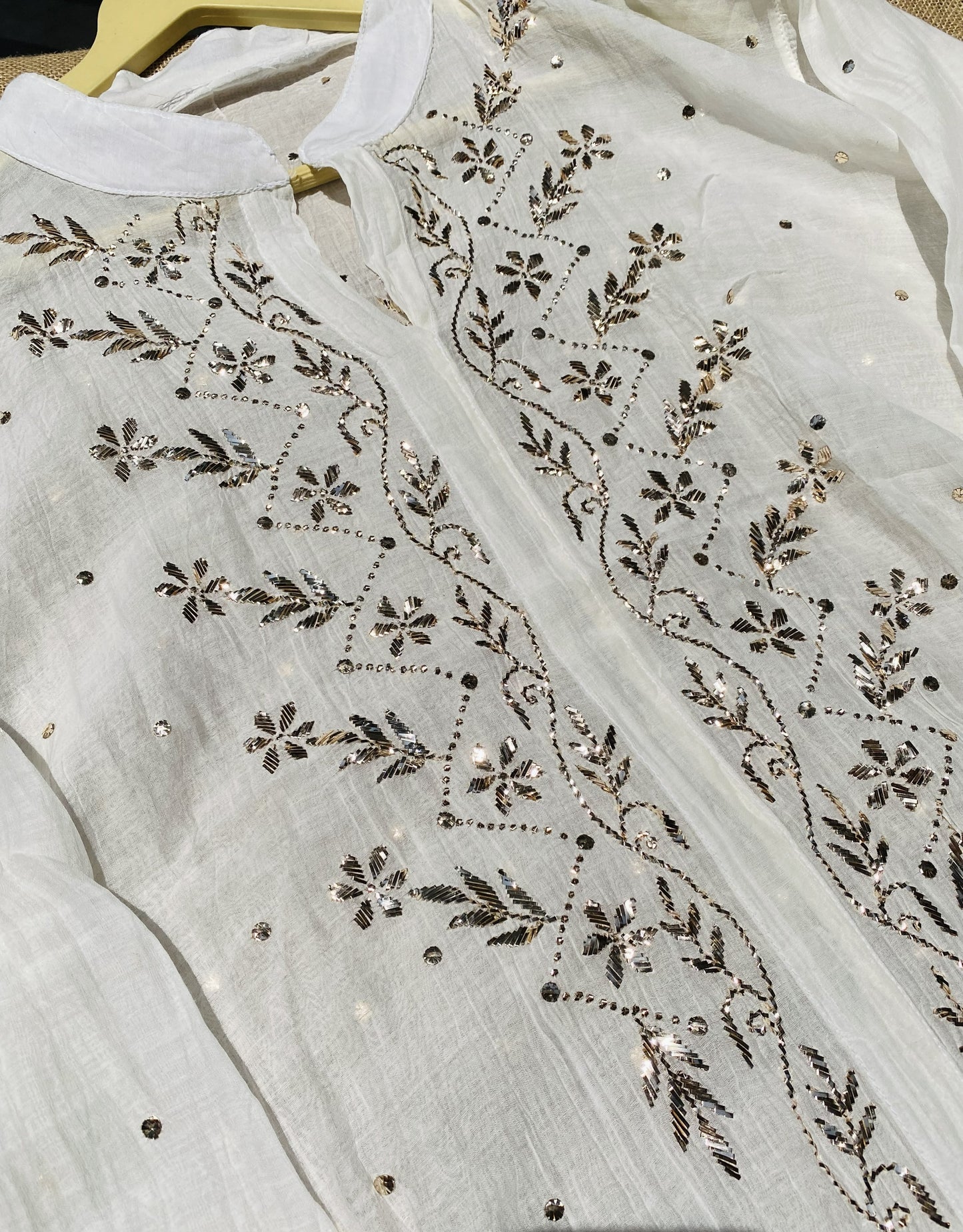Roohani White Mukaish Semi Stiched Coord Set