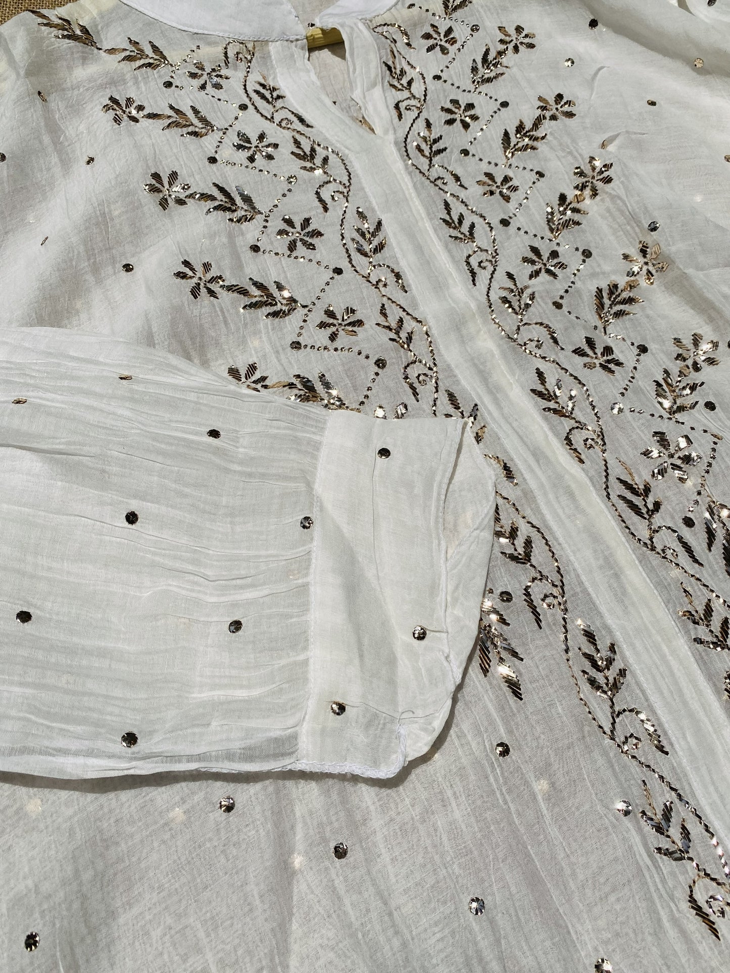 Roohani White Mukaish Semi Stiched Coord Set