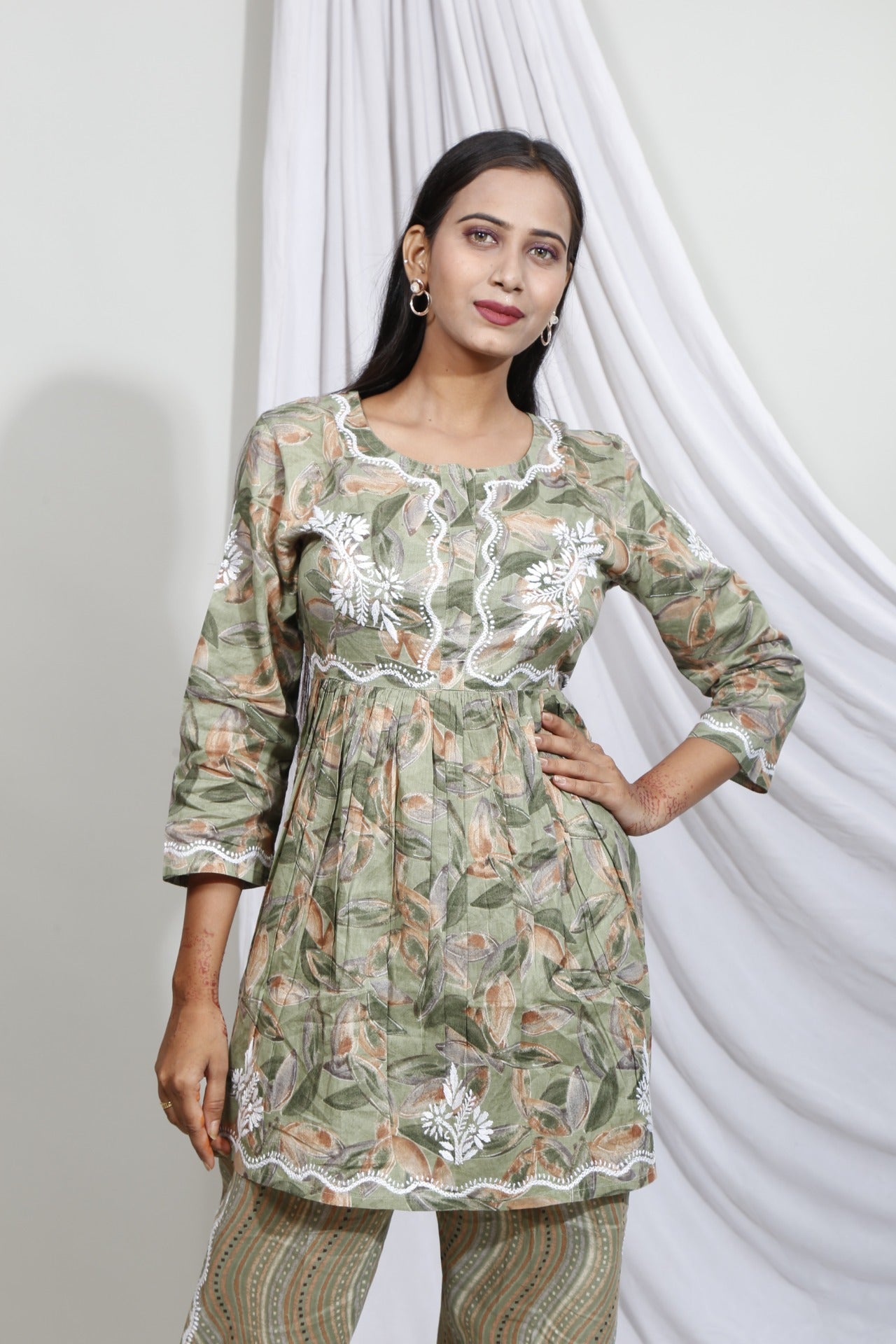 Mulprint Chikankari Coord Set(Olive Green)