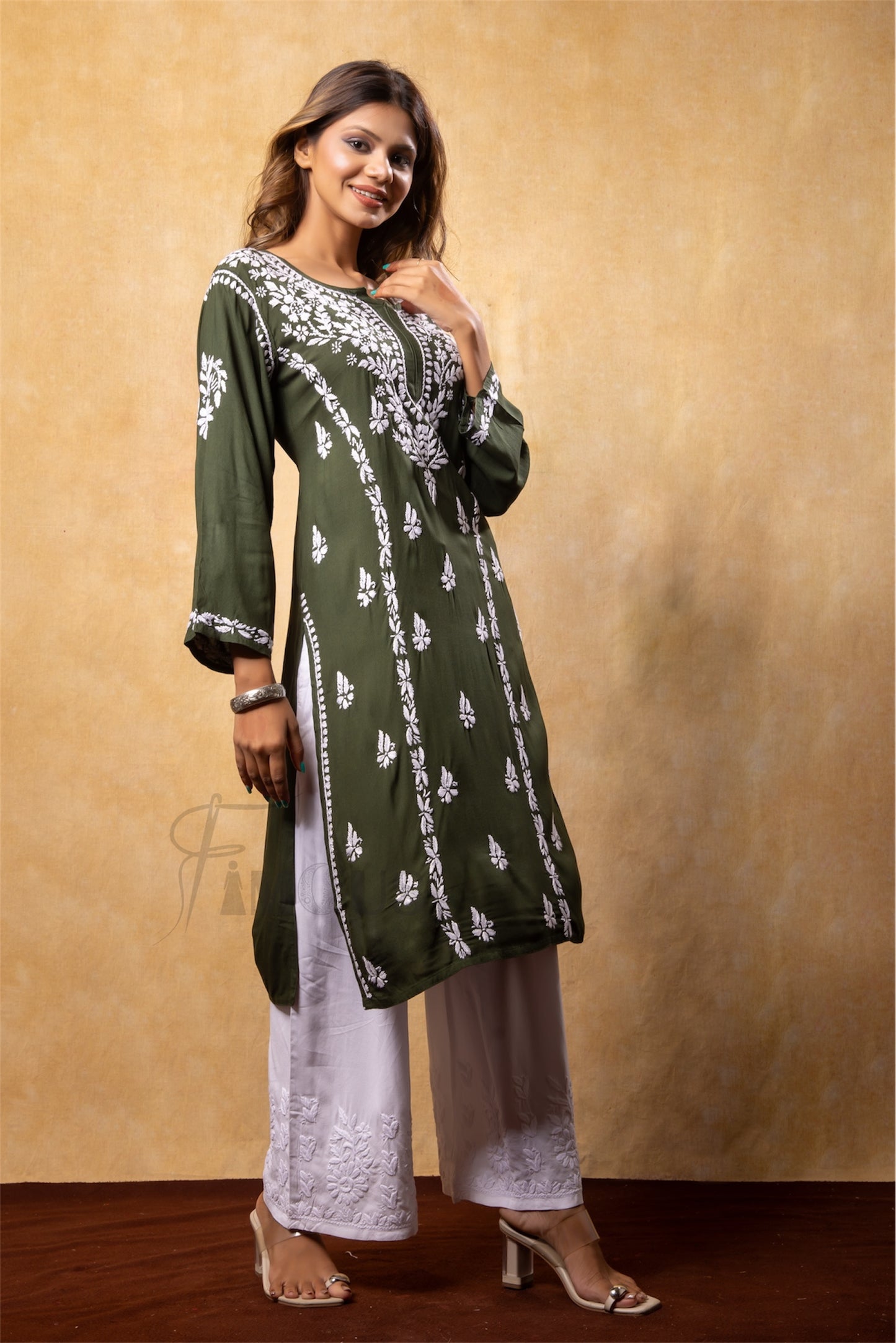 The Aleena: Effortless Rayon Long Kurti with White Chikankari Embroidery|Bottle Green
