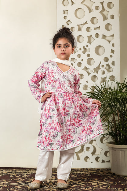 Fiza Angarkha Mul Print Kids Chikankari Set - Pink - Famous Chikankari