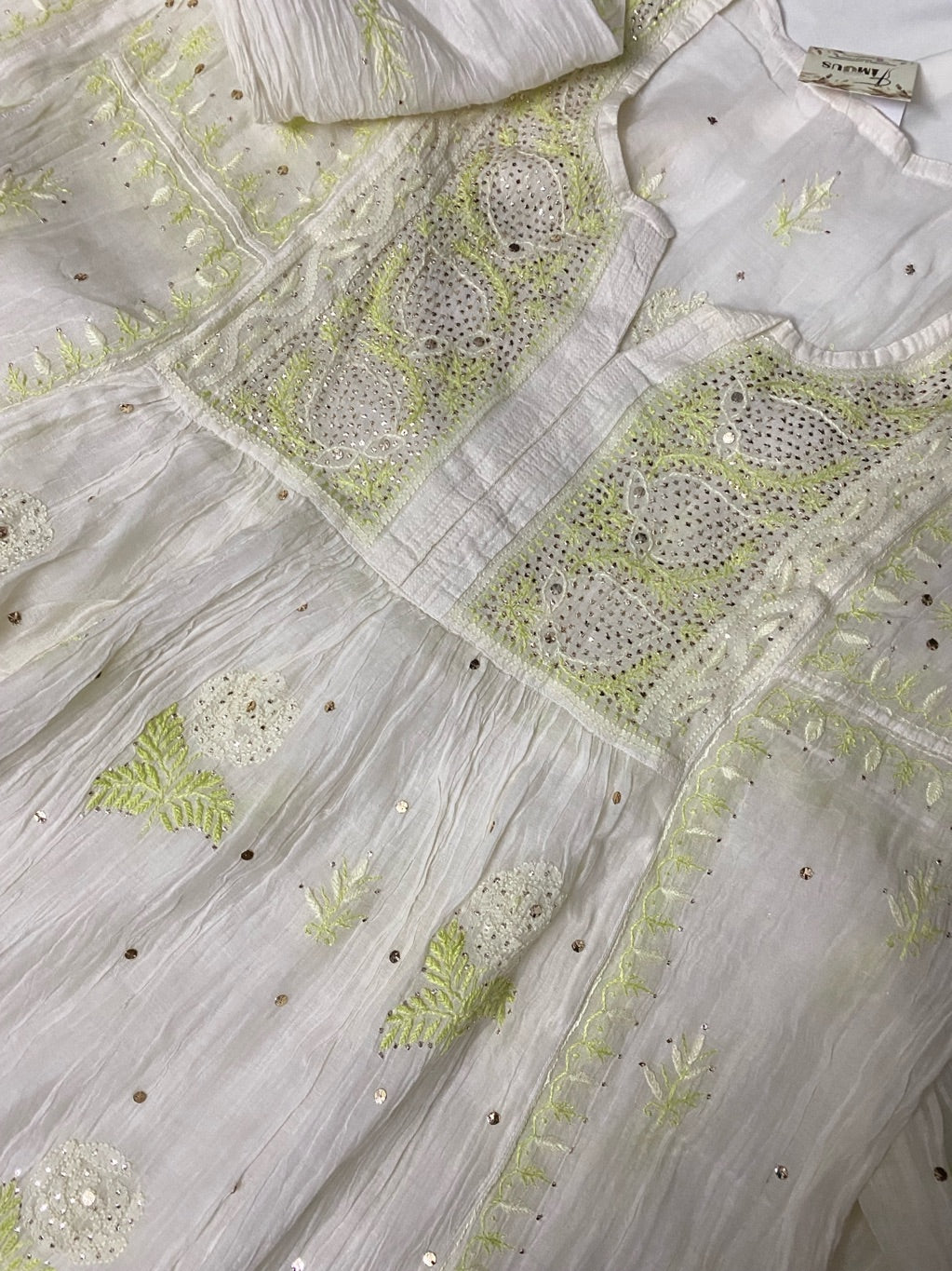 Aafreen â€“ Off White Handcrafted Chikankari Mukaish Gown Set