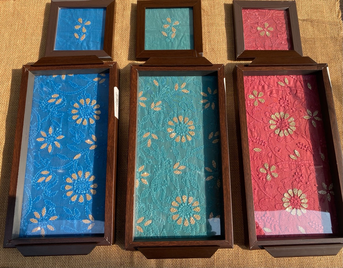 Chikankari Tray With Two Coaster Set