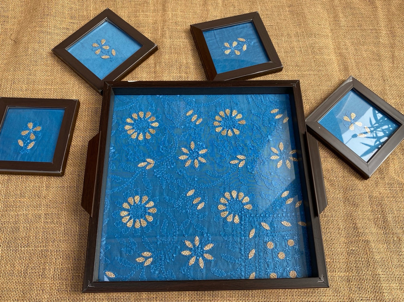 Chikankari Tray With Four Coaster Set