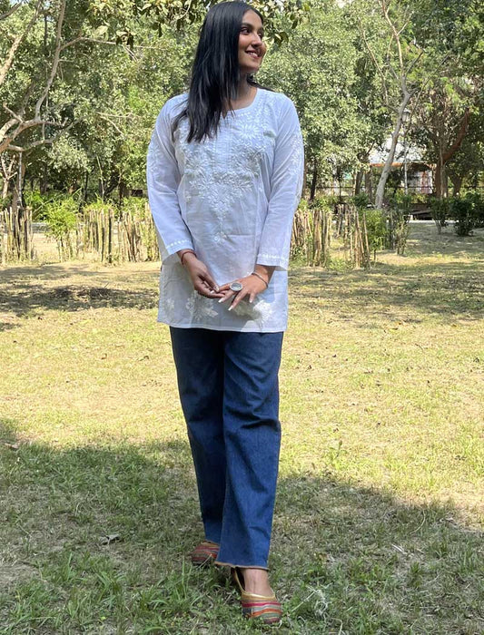 Sahiba Chikankari Mul Cotton Kurti