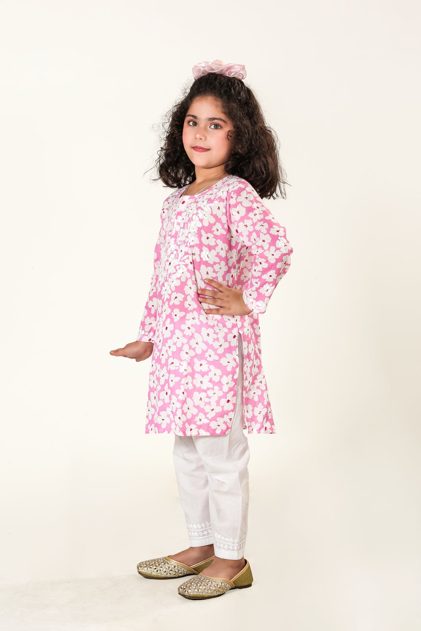 Little Noor – Pink Mulmul Chikankari Kidswear Set