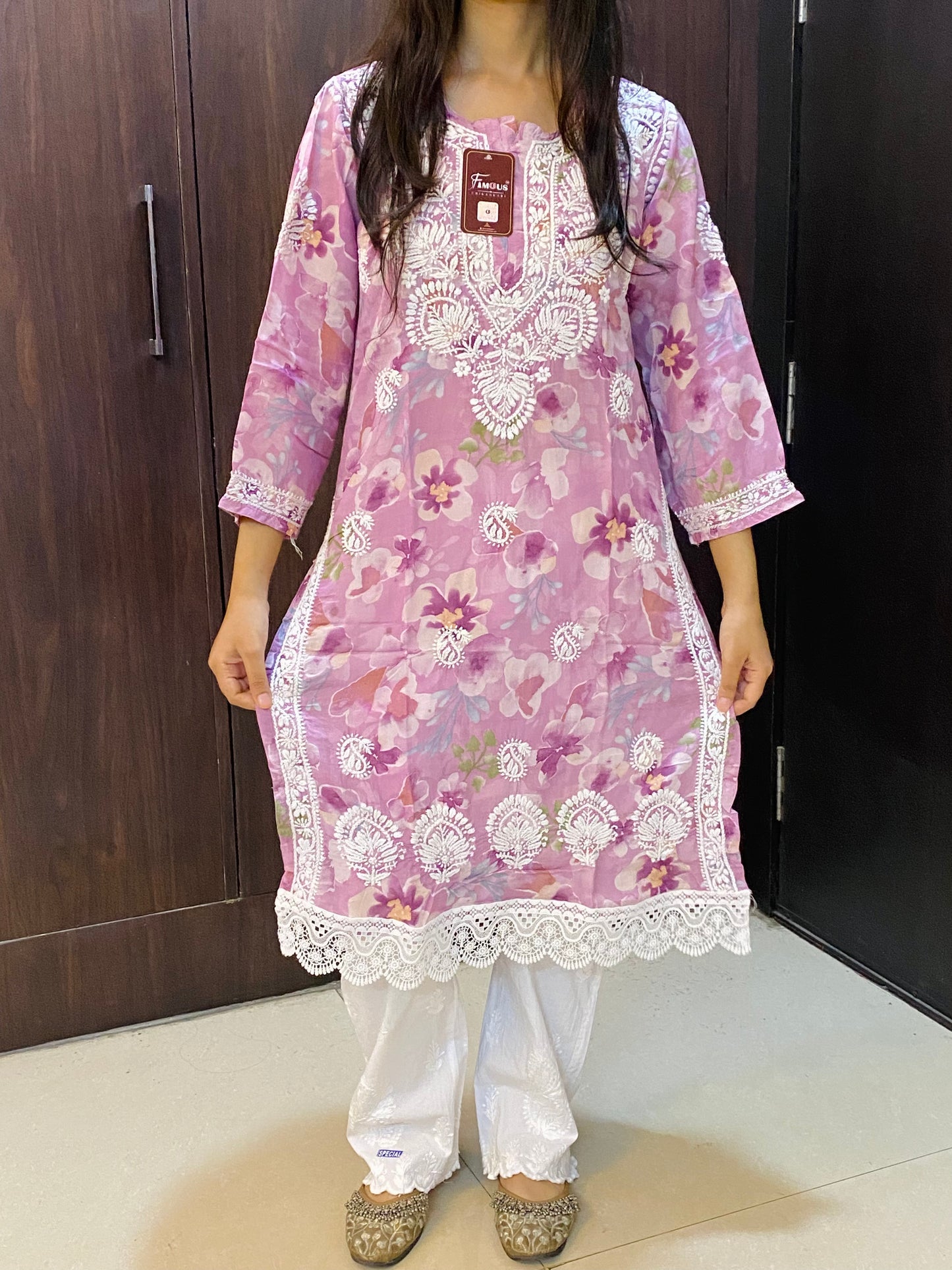 Aafiya – Floral Muslin Chikankari Long Kurti