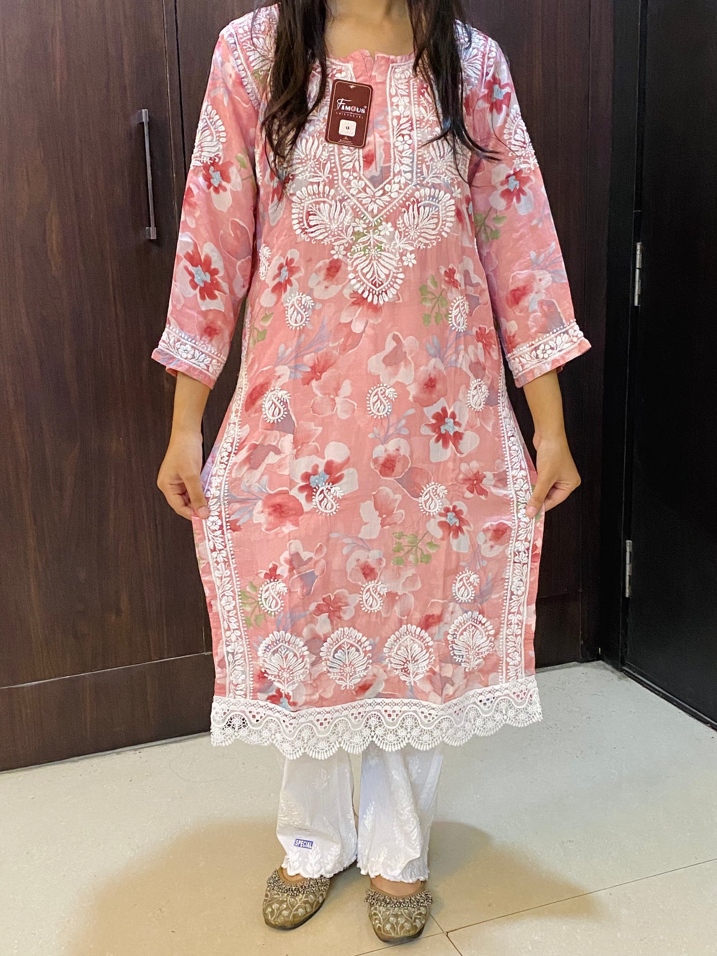 Aafiya – Floral Muslin Chikankari Long Kurti