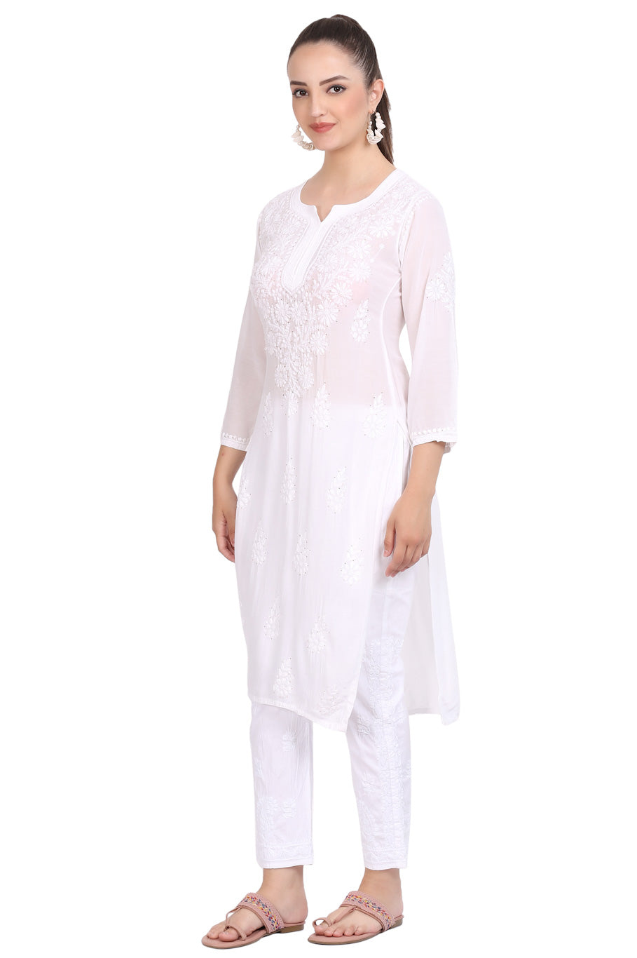 Farah Chikankari Mukaish Straight Kurta(White)